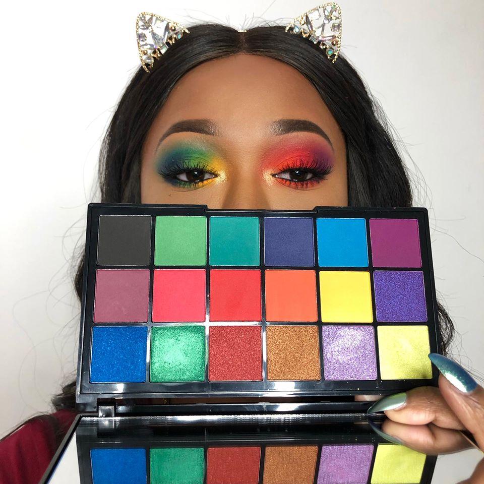 Paleta de farduri Revolution X Tammi Tropical Carnival Palette