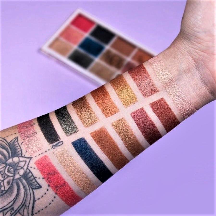 Paleta de farduri TECHNIC Goddess Pressed Pigment