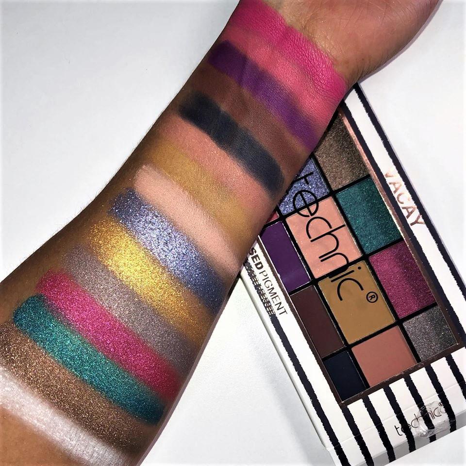 Paleta de farduri TECHNIC Vacay Pressed Pigment