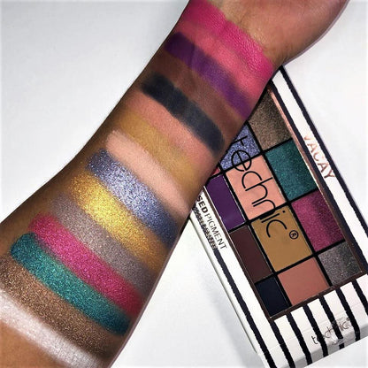 Paleta de farduri TECHNIC Vacay Pressed Pigment